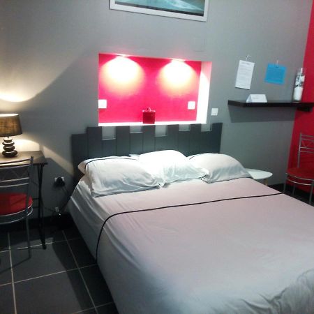 La Chambre Du Clos Barriant Sereilhac Buitenkant foto